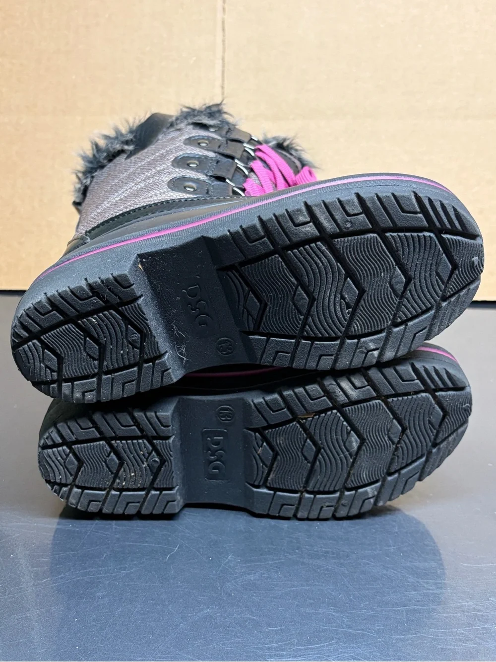 DSG Girls Winter Snow Boots. Size 13